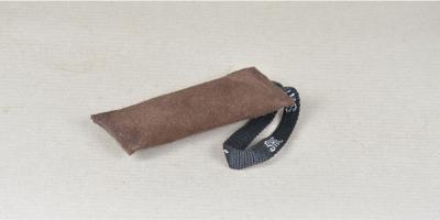 Hundespielzeug leder.