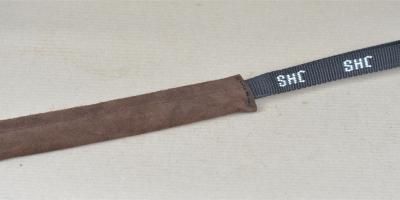 Hundespielzeug leder.